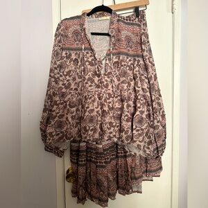 VAGARY TOP & SKIRT set size “M” fits sizes 14-26